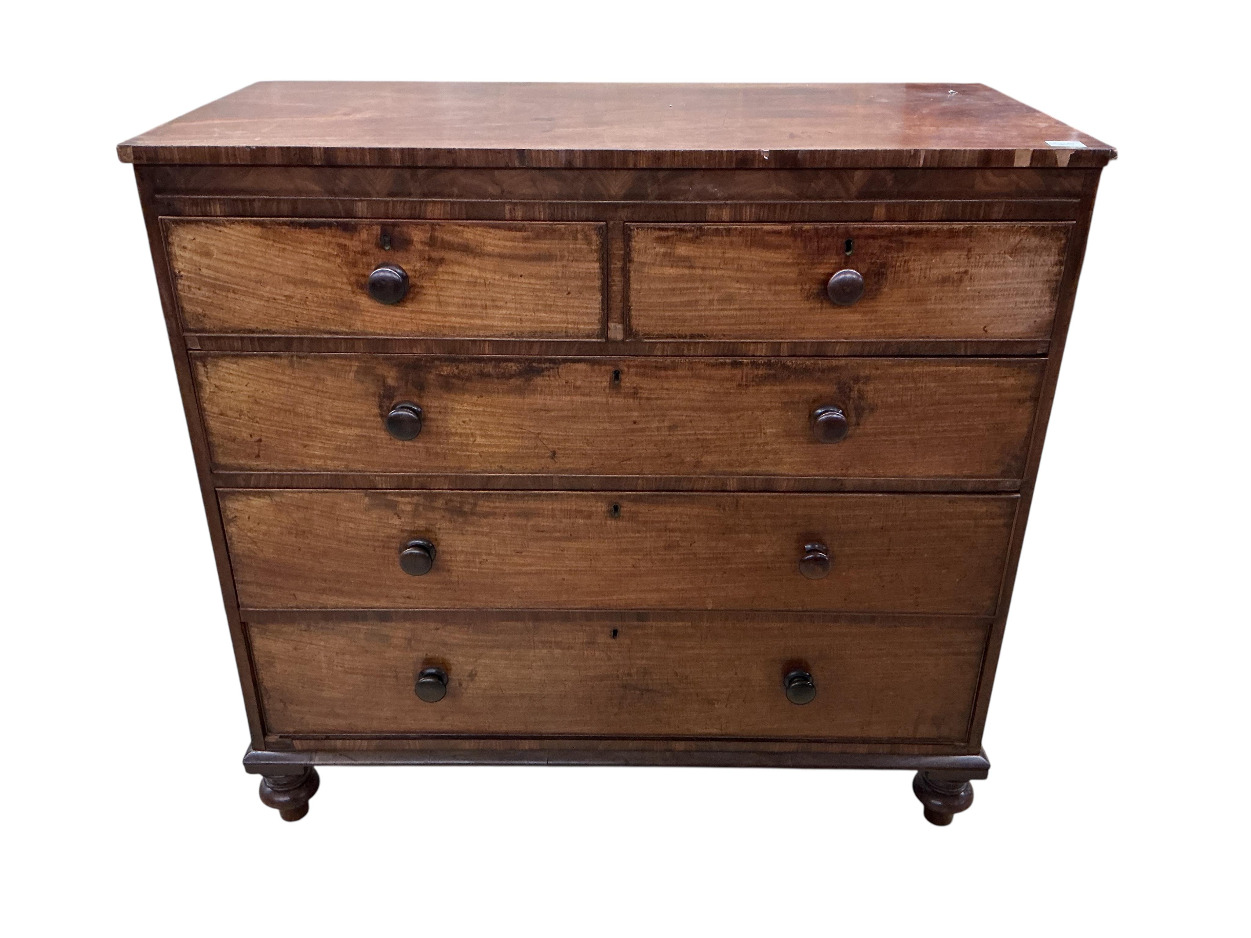 An early Victorian mahogany chest of drawers, width 106cm, depth 54cm, height 99cm